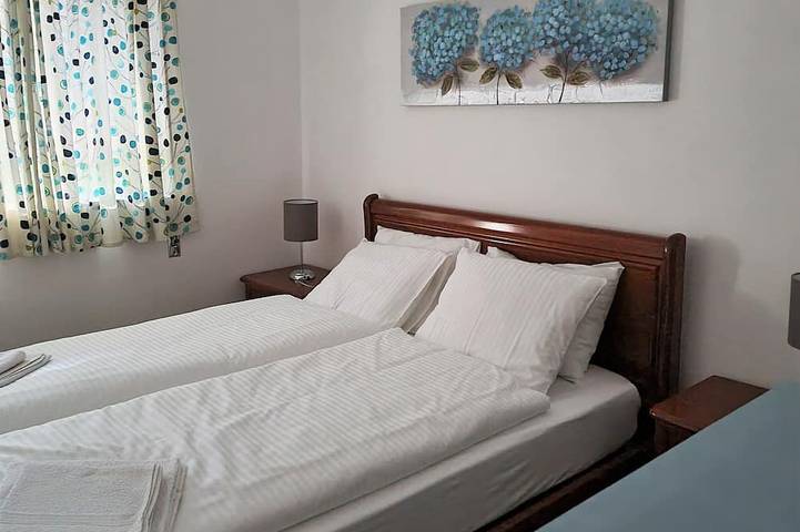 Location de vacances pour 10 personnes, avec jardin et terrasse, animaux acceptés dans Tarouca - 4