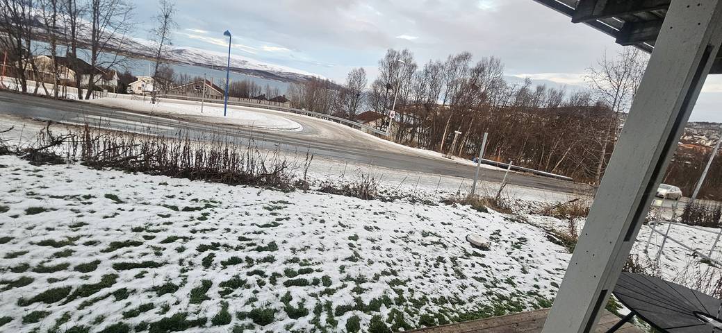 Ferienwohnung für 5 Personen, mit Balkon und Garten sowie Meerblick, mit Haustier in Tromsø - 3