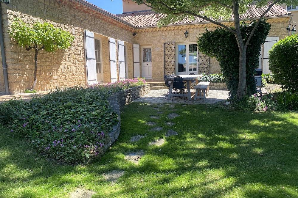 Proximité Beaumes de Venise-Avignon - un oasis au coeur des vignes in Vacqueyras, Vaucluse
