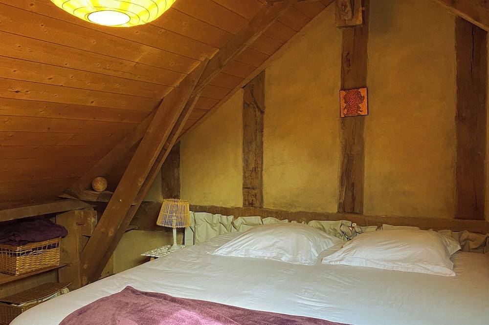 Charme et Nature - Maison de terre crue en Pays de Brocéliande in Saint-Méen-le-Grand, Région de Rennes