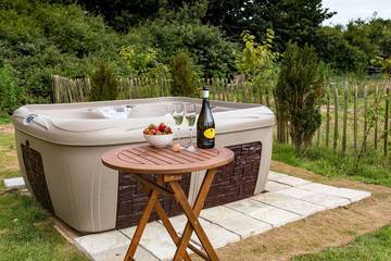 Camping für 2 Personen, mit Whirlpool, mit Haustier auf der Isle of Wight