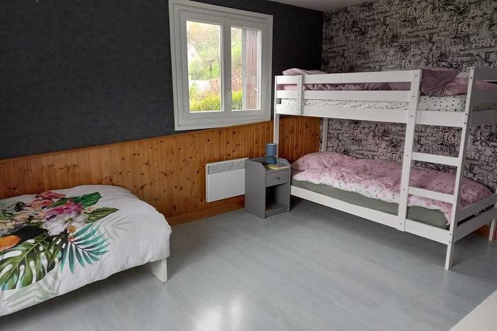 Maison 7 Personnes - Quartier Calme - Belle vue sur Charlannes in Murat-le-Quaire, Regionaler Naturpark Volcans d'Auvergne