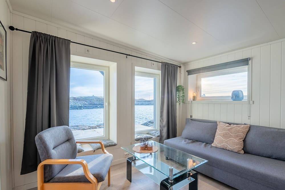 Ganze Wohnung, Henningsvær Seaside Ground Floor Apartment in Henningsvær, Vågan