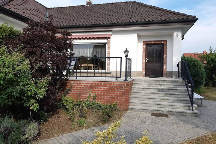 Ferienhaus für 4 Personen, mit Terrasse und Garten in Fürstenwalde