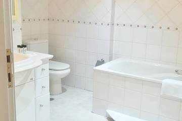 Apartamento De Férias para 6 Pessoas em Almada, Halbinsel von Setúbal, Foto 3
