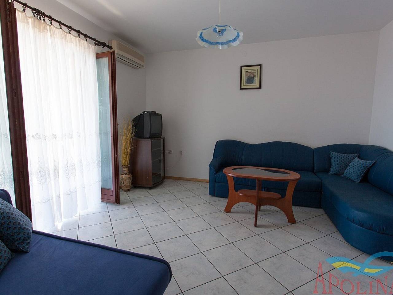 Apartamento entero, Apartamento en Croacia con terraza y vistas in Milcetici, Krk (isla)