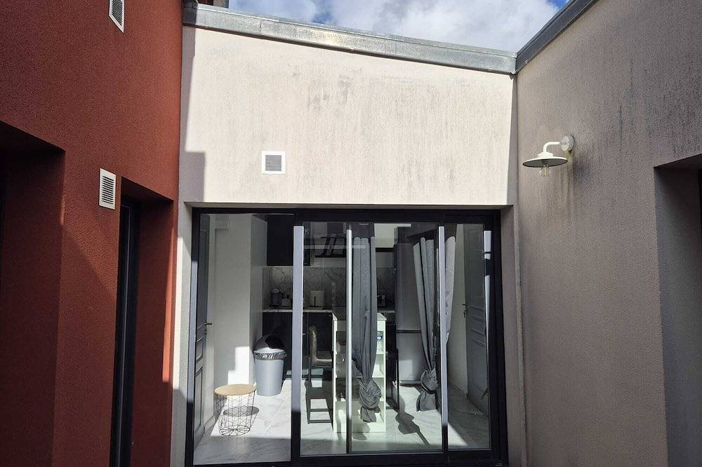 Urban House Melun - Patio Privé & 1 min Rer Melun-24mn Paris Centre in Melun, Seine-et-Marne