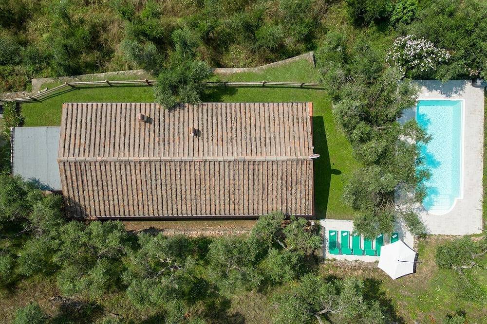 Piscina Privata -Agriturismo Fattoria La Pieve-Villa Fico da Pisa in Calci, Pisa e dintorni