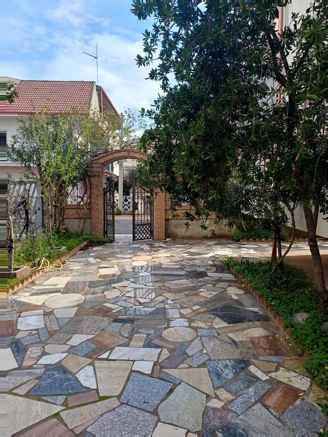 Location de vacances pour 5 personnes, avec balcon à Strongoli - 3