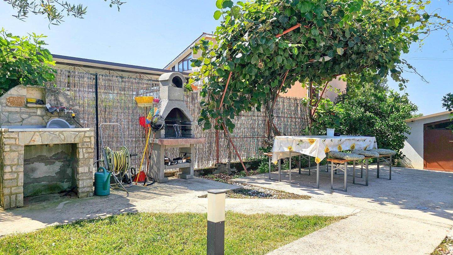 Ferienhaus "Klara" mit privatem Pool in Novigrad, Umag und Umgebung