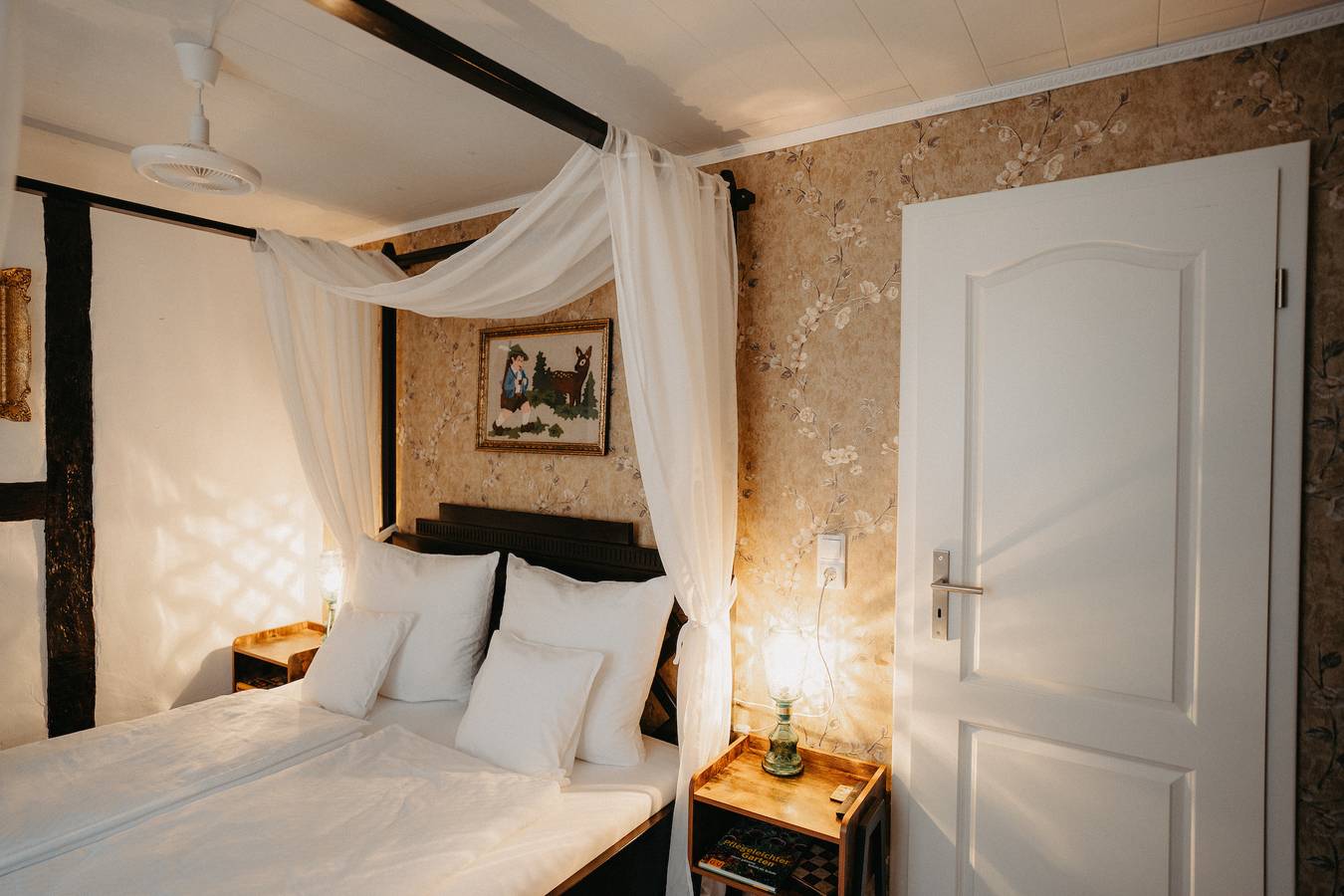 Ganze Ferienwohnung, Altes Häusle am Waschbach-Weintraube in Edenkoben, Südliche Weinstraße