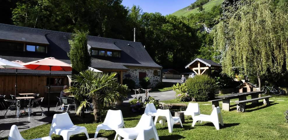 Camping für 4 Personen, mit Terrasse und Pool in Midi-Pyrenäen - 3