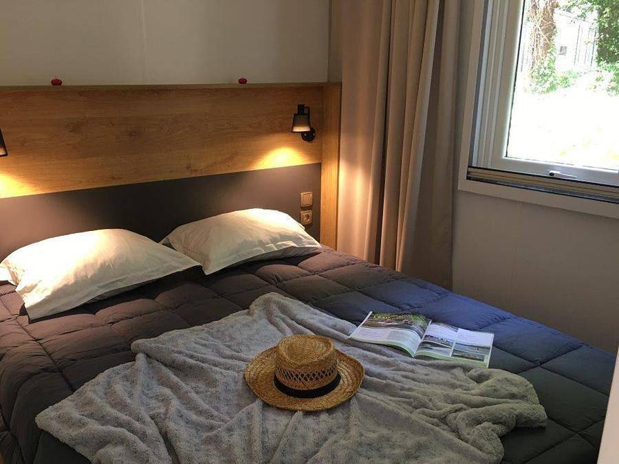 Flower Camping et Base de Loisirs de Rouffiac - Mobilhome 6 personnes - Mobil-home Source Confort 24m² - 2 chambres 4/6 pers in Angoisse (Dordogne), Périgord Vert
