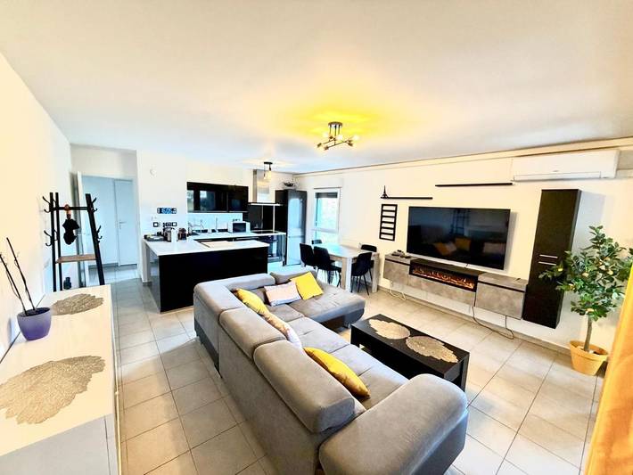 Gîte pour 6 personnes, avec terrasse dans Bowling Acropolis Nice - 2