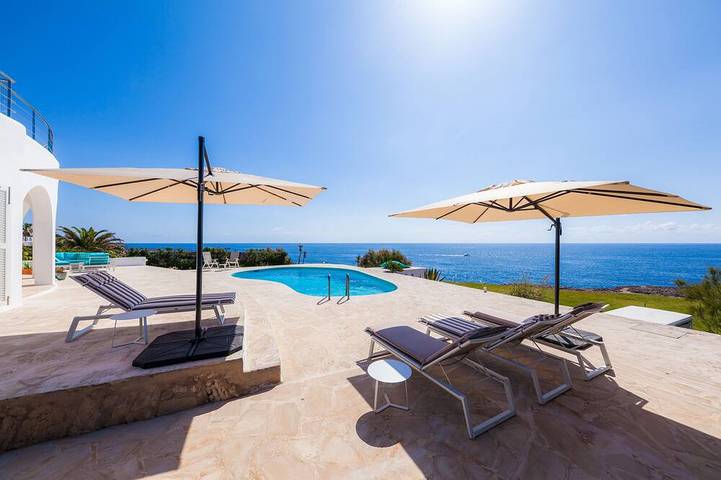 Villa für 6 Personen, mit Whirlpool und Terrasse sowie Garten in Cala d'Or
