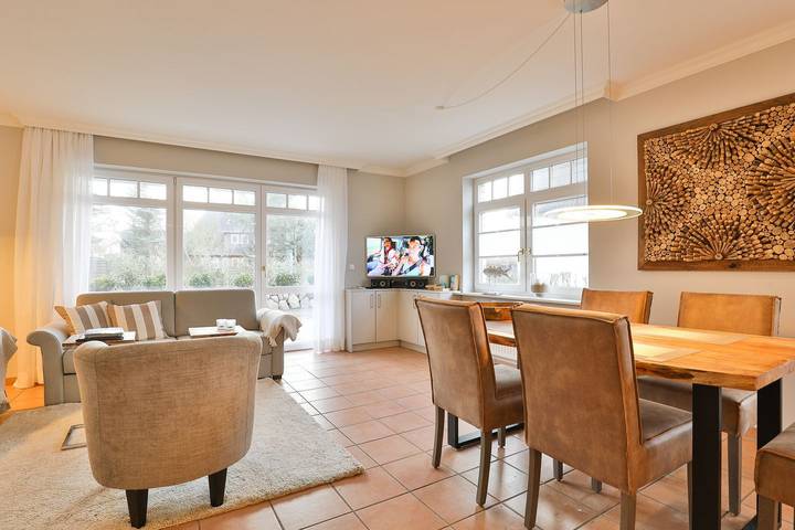 Ganze Wohnung, Exquisite 3-Zimmer-Ferienwohnung in der Residenz 
Strandläufer in Wenningstedt in Nordfriesische Inseln (Schleswig-Holstein) (Schleswig-Holstein), Wenningstedt