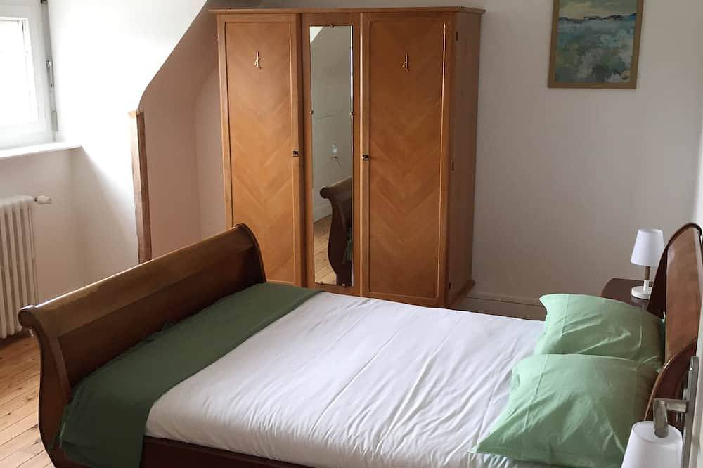 Holiday home in Carantec center - 4 bedrooms - 120m2 in Carantec, Ceinture Dorée