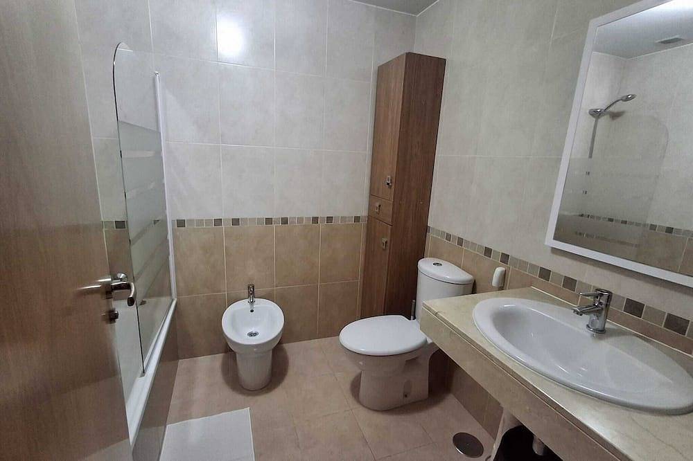 Entire apartment, Spacious apartment in charming Vilagarcía de Arousa in Vilagarcía de Arousa, Rías Baixas