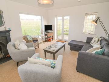 Bungalow for 7 People in Morfa Nefyn, Wales, Photo 3