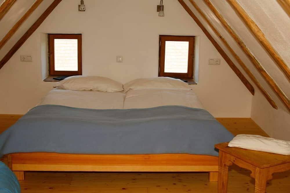 Ferienhaus Kellerstöckl Dorrer mit Schwimmteich - Ferienhaus, Dusche und Bad, Wc in Südoststeiermark, Riegersburg