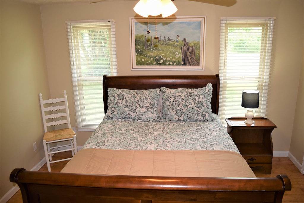 Moonshine Cottage - Rest & Relax! in Pinehurst, Moore County