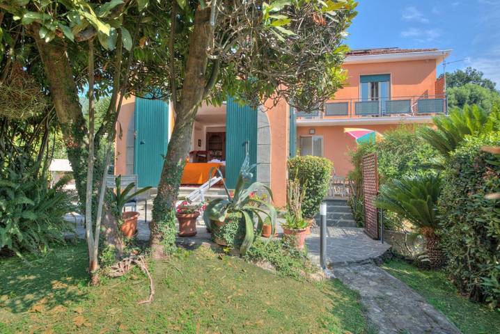 Chambre d’hôte pour 2 personnes, avec jardin et vue, animaux acceptés à Région de Rapallo - 4