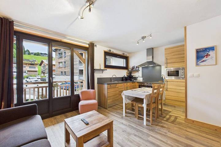 Gîte pour 4 personnes, avec balcon dans Patinoire des Gets