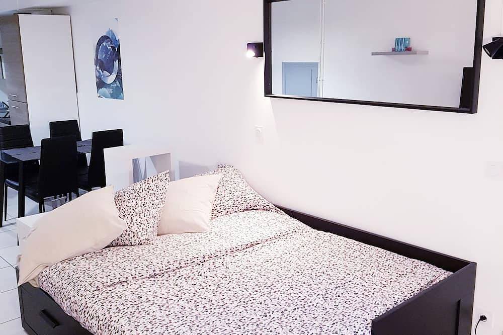 Geheel appartement, ★ Studio Hyper Center, Kalm En Gezellig ★ in Lourdes, Hautes-Pyreneeën