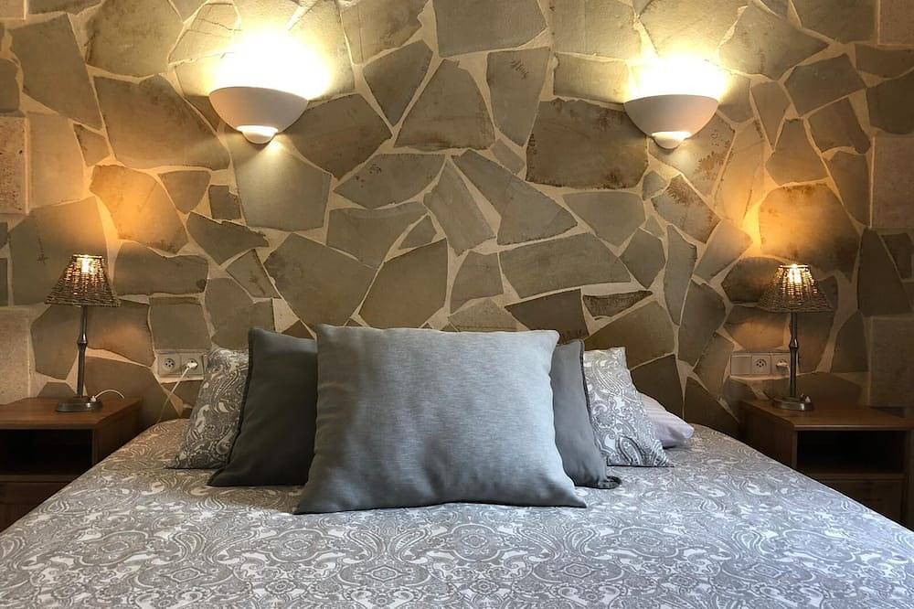 Casa Piedra Mallorca in Son Ferrer, Calvià