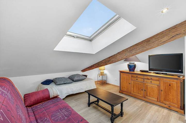 Gîte pour 4 personnes, avec piscine et jardin à Laragne-Montéglin - 2