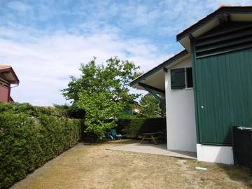 Cottage pour 4 personnes, avec vue dans Port d'Hourtin