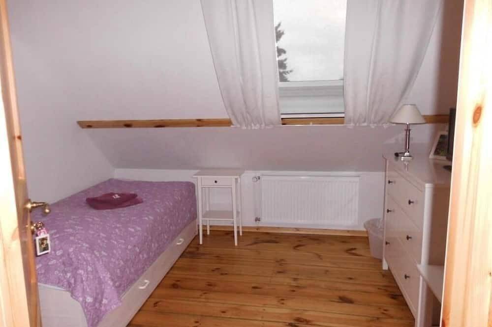 Ganze Wohnung, Ferienwohnung/App. für 5 Gäste mit 85m² in Rathenow (95224) in Steckelsdorf, Rathenow