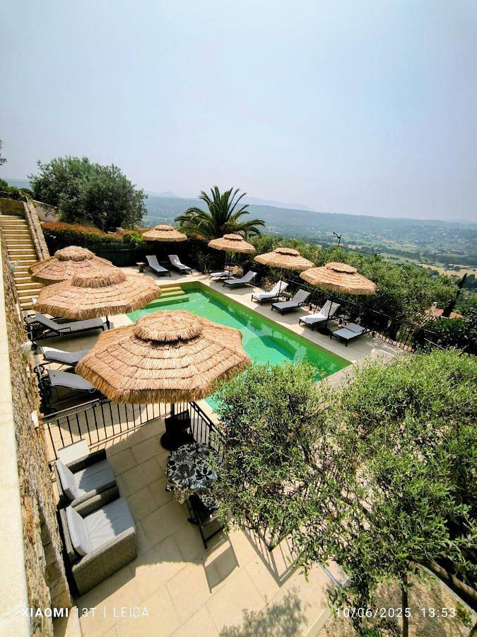 Chambre d’hôte pour 2 personnes, avec jardin ainsi que jacuzzi et piscine à Fayence - 3