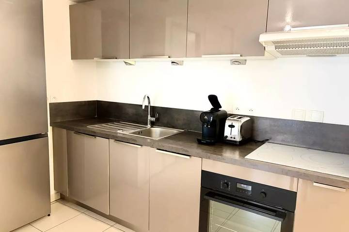 Gîte pour 4 personnes, avec balcon dans Plage de Juan-les-Pins - 4