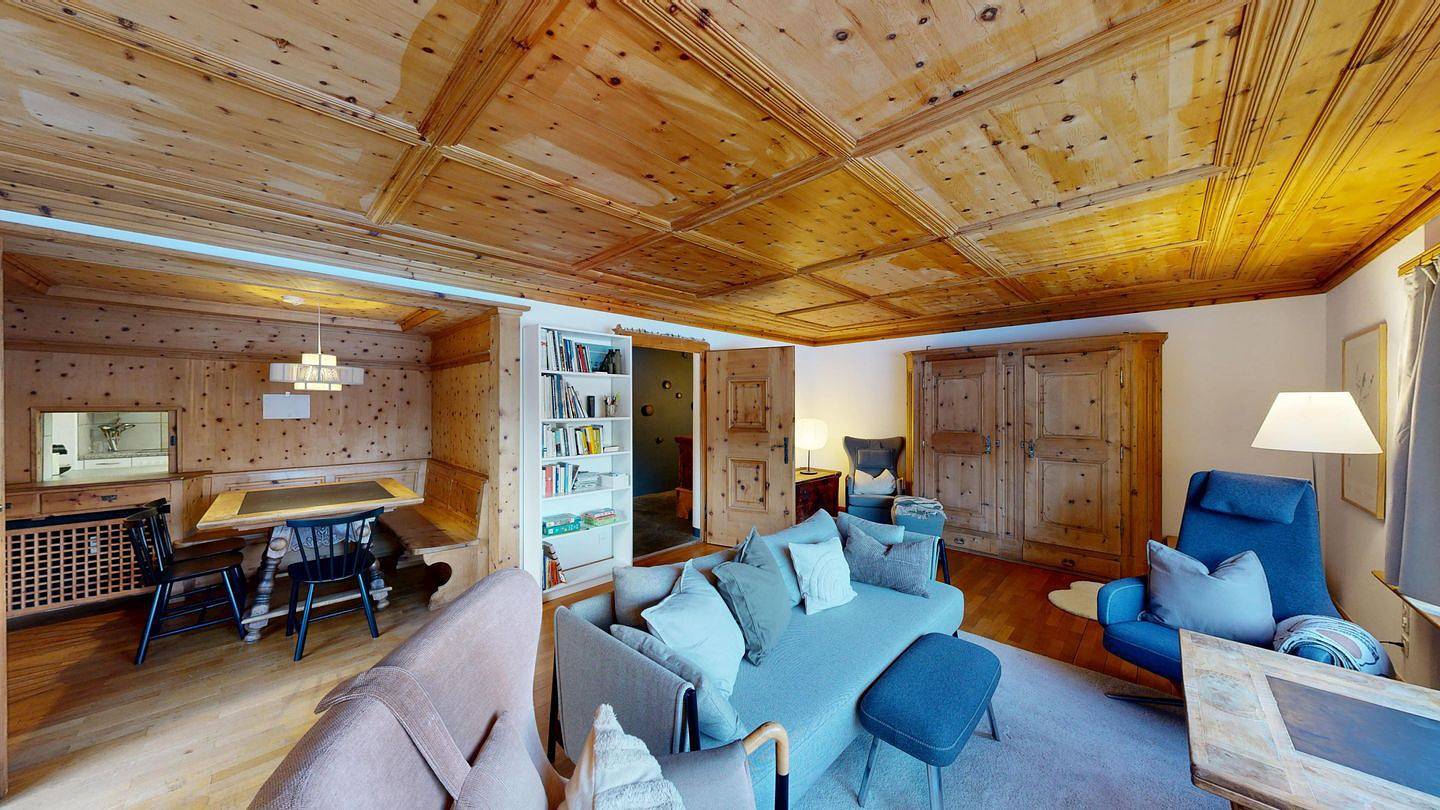 Ganze Wohnung, Apartment Pradatsch - grosszügige Wohnung an ruhiger Lage in Celerina, Sankt Moritz