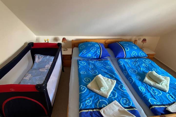 Ferienwohnung für 5 Personen, mit Balkon und Garten in Lüssow - 2