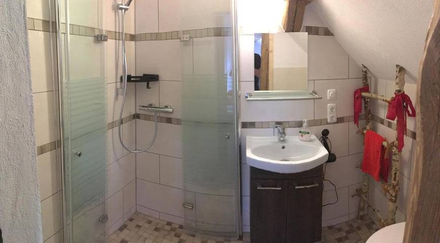Ferienwohnung für 4 Personen, mit Terrasse und Garten sowie Sauna und Ausblick in Dipperz - 2