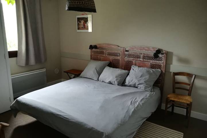 Apartamento entero, 😷👍 First floor of Maison Roches Rousses. 3 people. Private property and patio. Beautiful view. in Lans-en-Vercors, Parc naturel régional du Vercors