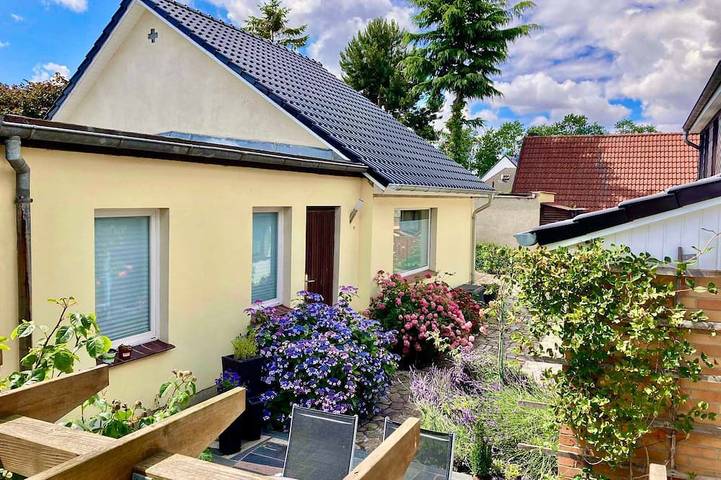 Ferienwohnung für 5 Personen, mit Garten und Terrasse in Stralsund