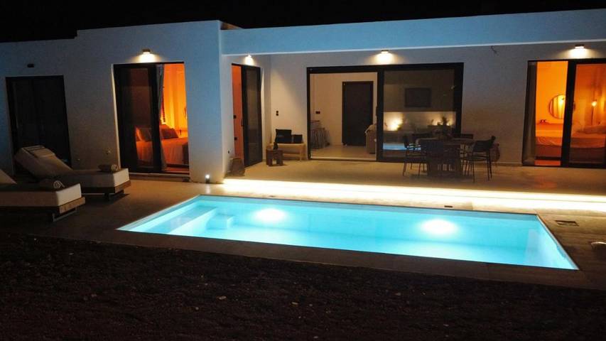 Ferienhaus für 6 Personen, mit Pool und Terrasse sowie Garten, mit Haustier - 1