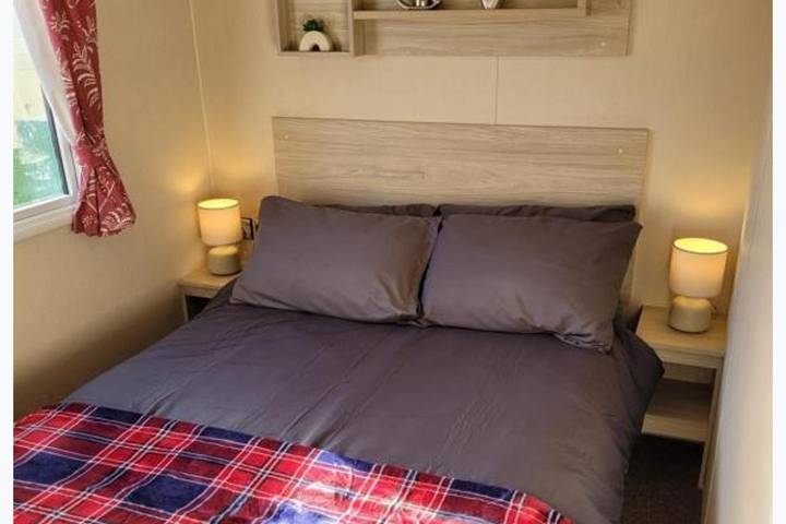 Holiday rental for 10 people, with Garden and Pool in St Osyth