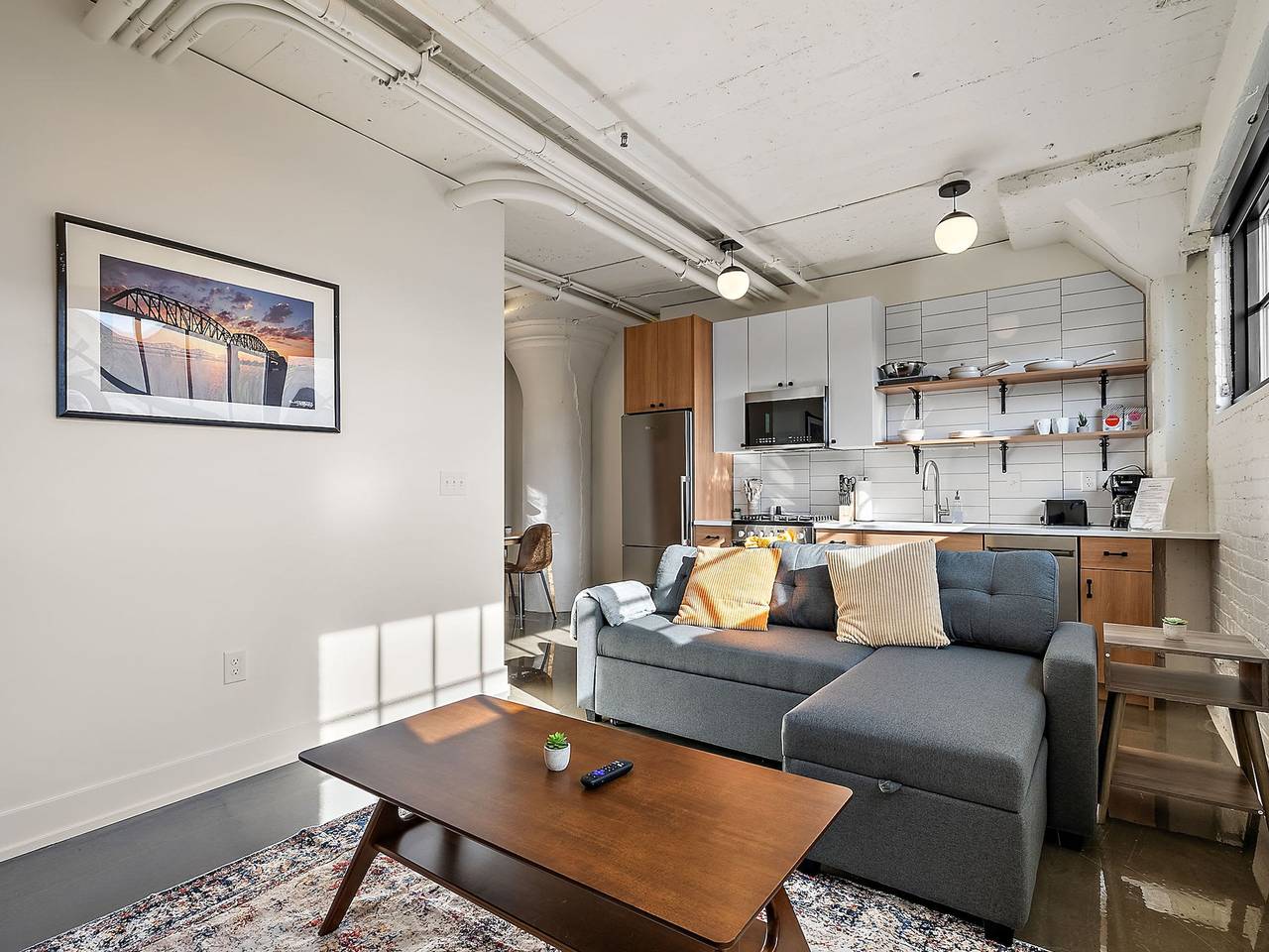 Entire apartment, Cozysuites Nlg w pool  bowling alley  sauna  03 in Minneapolis, Twin Cities