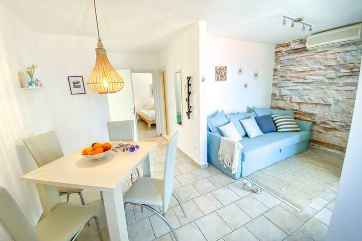 Ganze Wohnung, Öko- Ferienwohnung Sonnenschein - Dance lovers für 4 in Lumbarda, Korcula