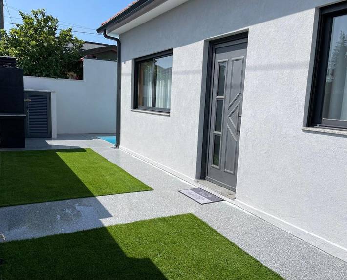 Casa de férias para 8 pessoas, com Jardim e Piscina em Guimarães