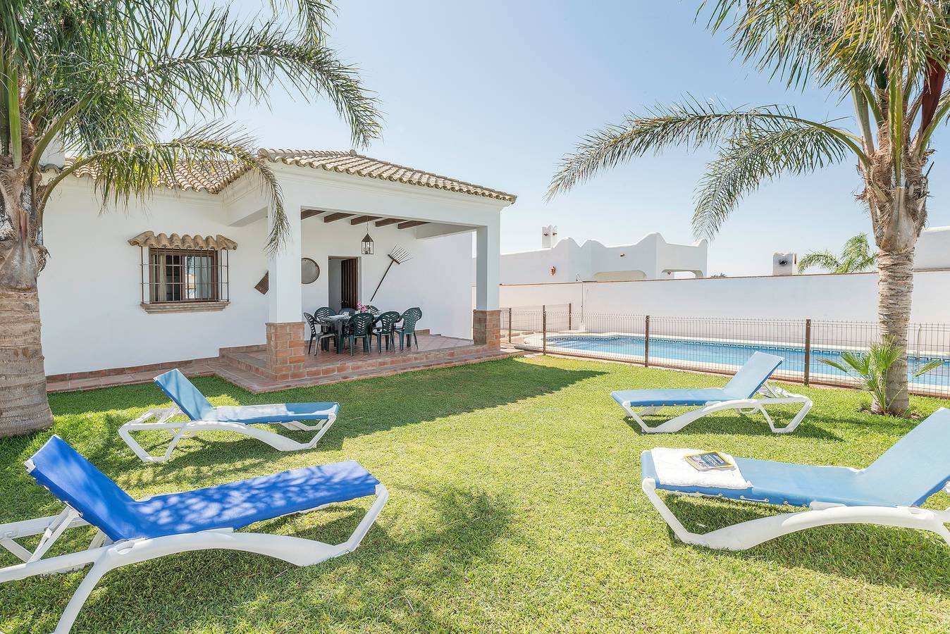 Casa de vacaciones "Villa Conilsur" en un lugar tranquilo con Wi-Fi in Conil de la Frontera, Costa de la Luz
