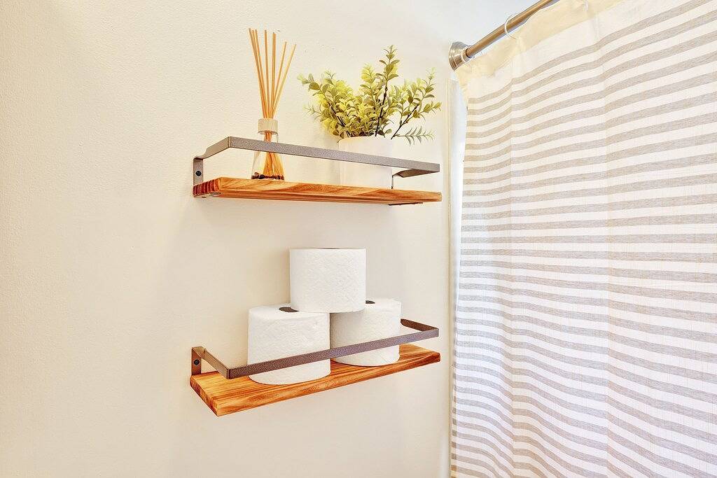 Clintonville Charmer, Dogs Welcome, Close to Osu in Columbus, Ohio