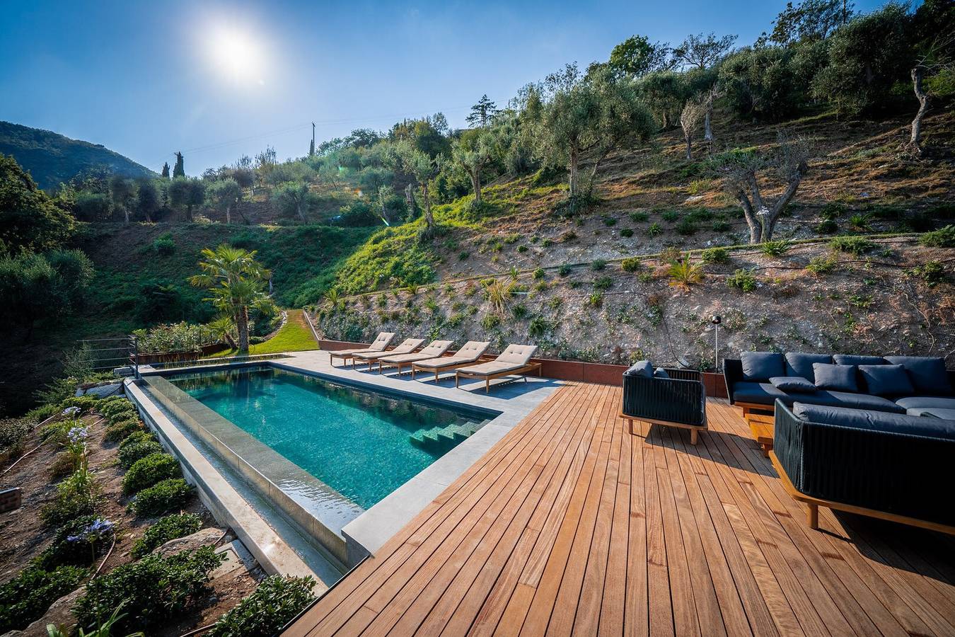 'Villa Arias' mit Seeblick, Pool und Wlan in Pieve, Tremosine