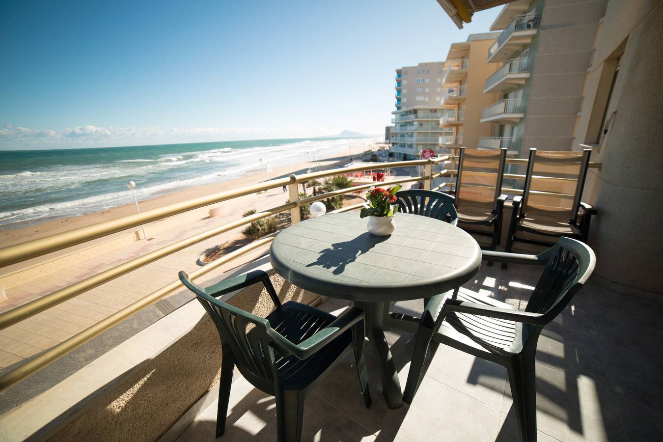 Appartement entier, Appartement 'Vistamar' avec balcon et Wi-Fi in Bellreguard, Costa de Valencia