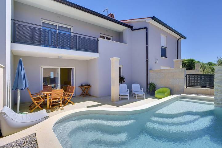 Ferienhaus für 6 Personen, mit Pool und Terrasse, mit Haustier - 1
