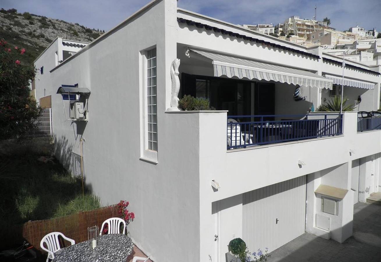 House, sea view, terrace, pool, air-con in Peñiscola, Costa del Azahar